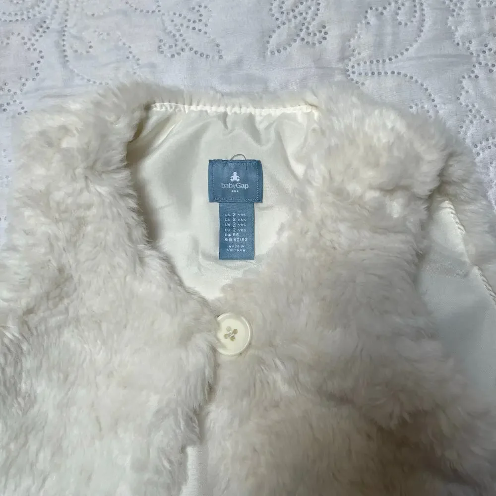 Gap Faux Fur Vest Size 2